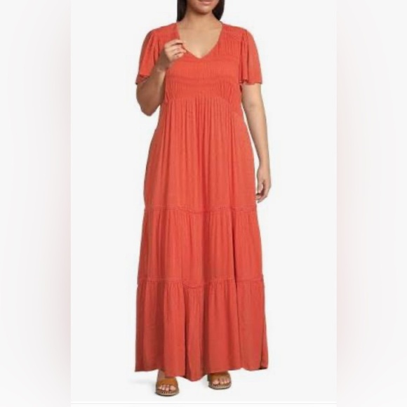 Nurture By Westbound Woman Dresses & Skirts - Nurture NWT Plus V Neck Crimson Tiered Maxi Dress Swiss Dot Size 2X Flowy Boho